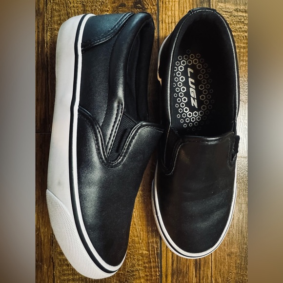 Lugz Women’s Clipper Slip-On Sneaker - Picture 4 of 6